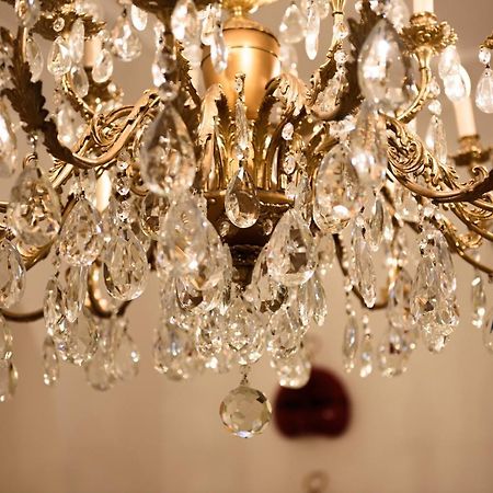 Palazzo Dello Spagnolo Suite Наполи Екстериор снимка