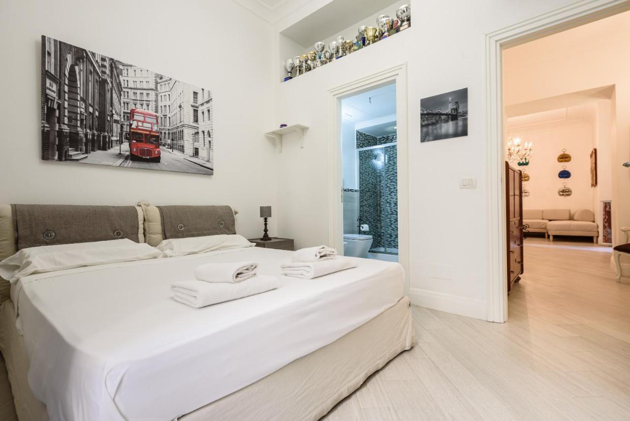 Palazzo Dello Spagnolo Suite Наполи Екстериор снимка