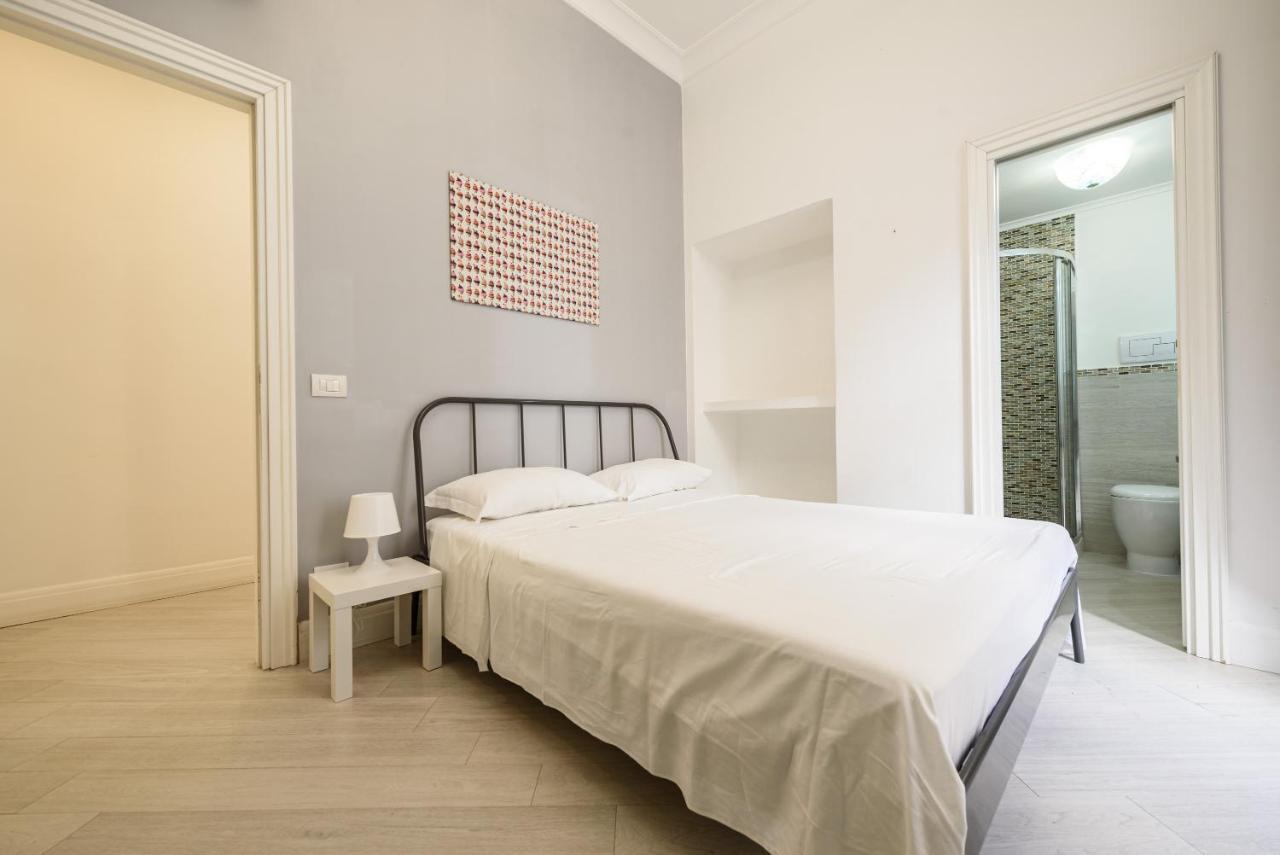 Palazzo Dello Spagnolo Suite Наполи Екстериор снимка